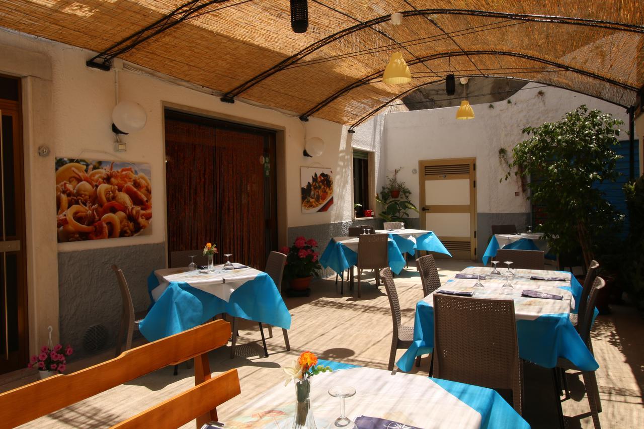 Hôtel Il Cacciatore à Peschici Extérieur photo